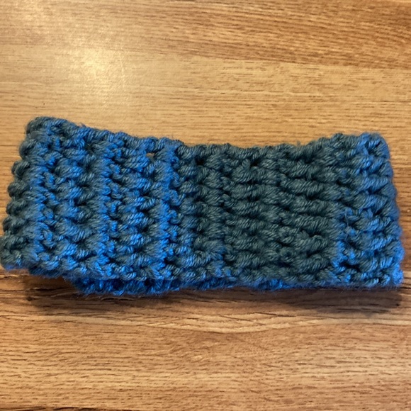 Crocheted headband. Chunky knit - Picture 2 of 5